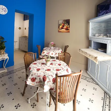 Antonello Da Bed & Breakfast Messina