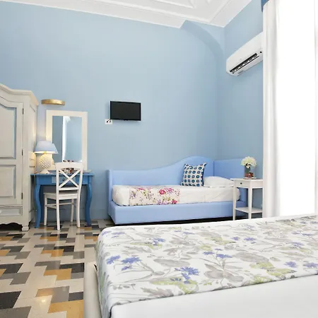 לינה וארוחת בוקר Antonello Da